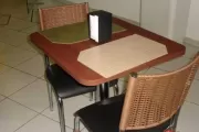 Cadeiras e mesas para restaurantes